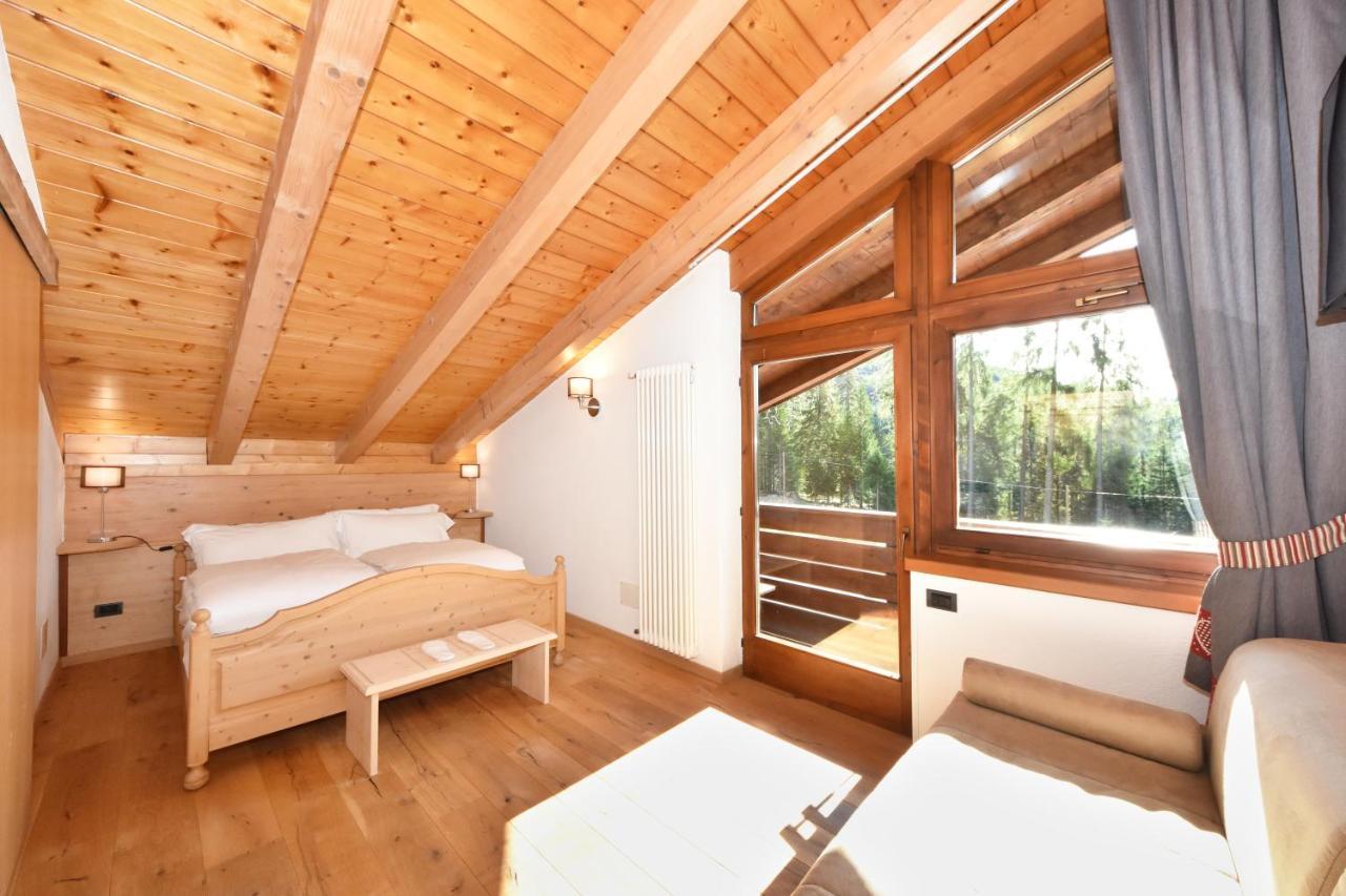 Lo Chalet Delle Ville Varena Exterior photo